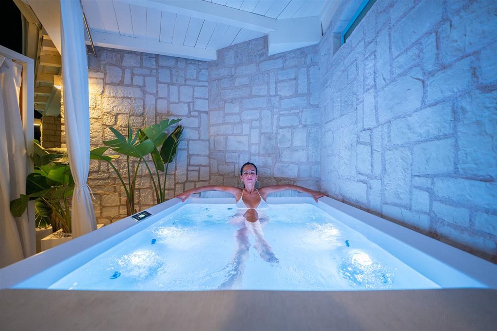 Venkovní prostory pokoje Prestige, Santa Margherita di Pula, Sardinie