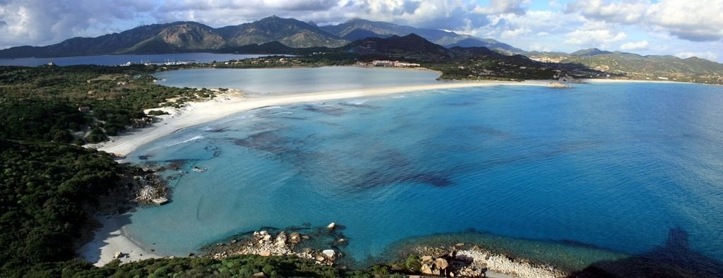 Pláže v okolí Villasimius, Villasimius, Sardinie
