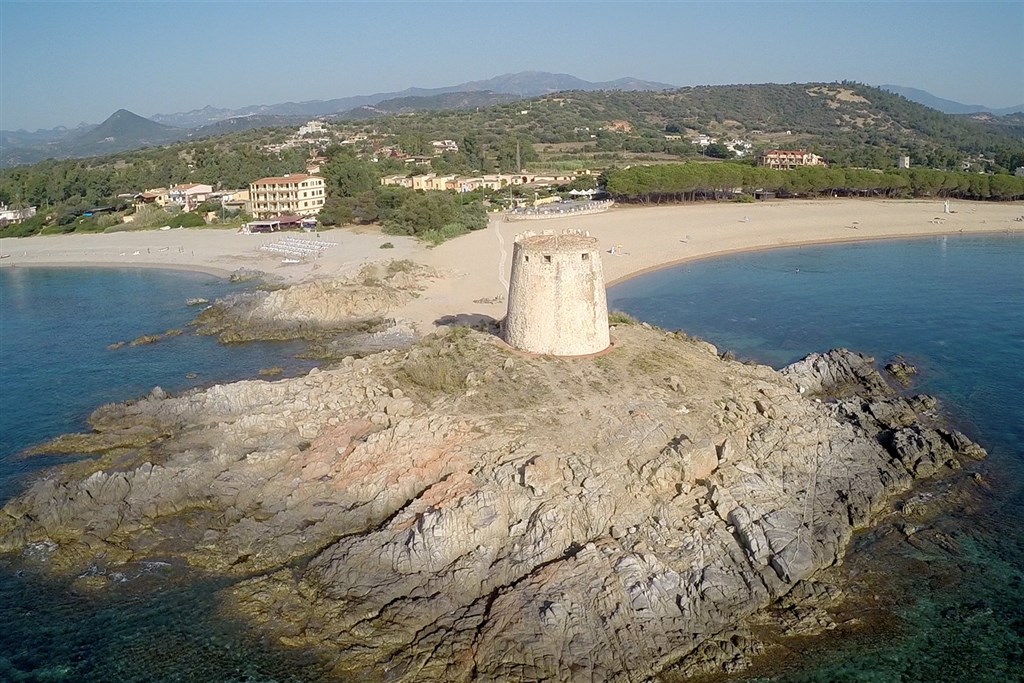 Strážní věž, Bari Sardo, Sardinie