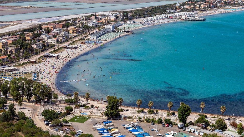 Silvestr 2025 v srdci hlavního města Cagliari