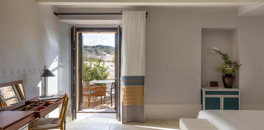 Pokoj PRESTIGE s patiem, Arbus, Sardinie