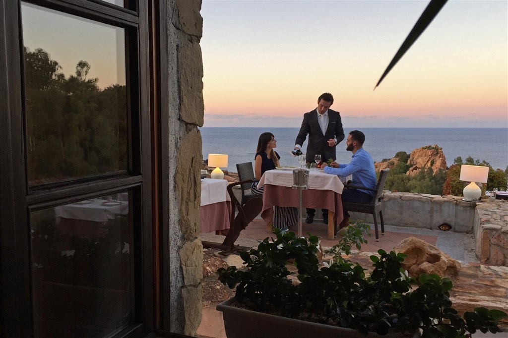 Restaurace, Arbatax, Sardinie