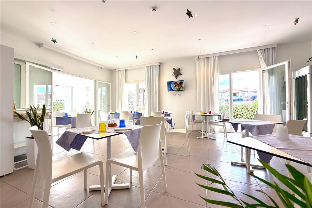 Restaurace, Porto San Paolo, Sardinie