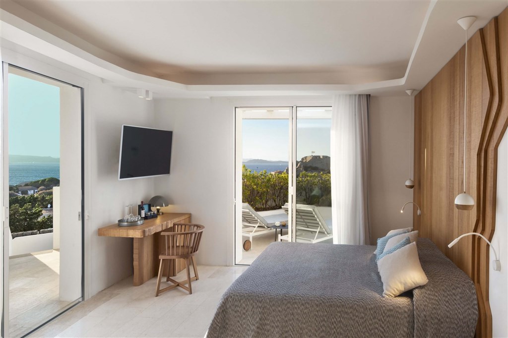 JUNIOR SUITE QUEEN ELI, Baja Sardinia, Sardinie