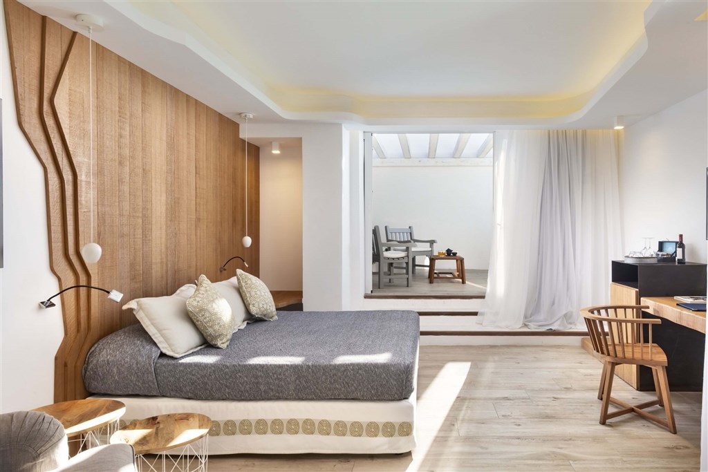 JUNIOR SUITE SOPHIE, Baja Sardinia, Sardinie