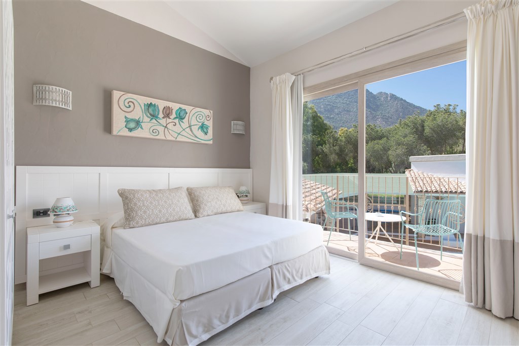 Eliantos Boutique Hotel & Spa - Pokoj SUPERIOR, Santa Margherita di Pula, Sardinie