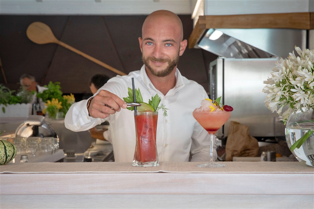 Eliantos Boutique Hotel & Spa - Hotelový bar, Santa Margherita di Pula, Sardinie