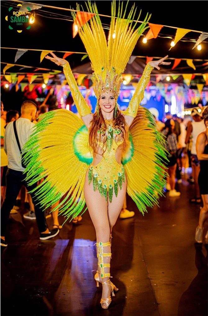Vendula Benýšková "Vibrasil Samba show"