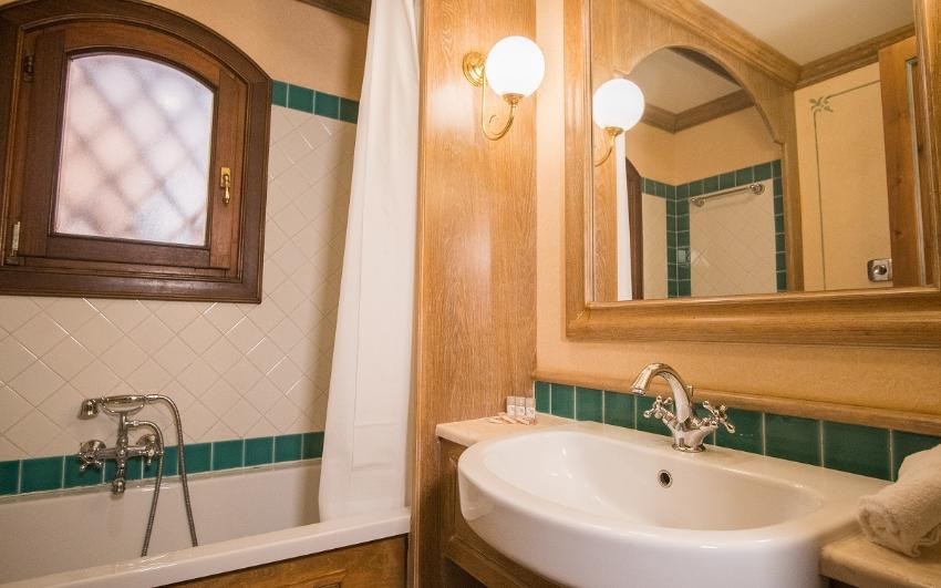 BILO 2 koupelna, Liscia di Vacca, Sardinie