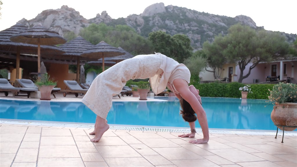 Jógový retreat na Sardinii: Probuzení těla i duše