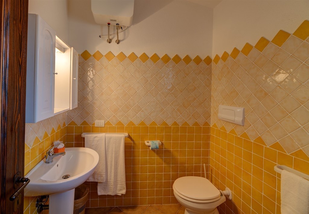 MONO 2, Badesi, Sardinie