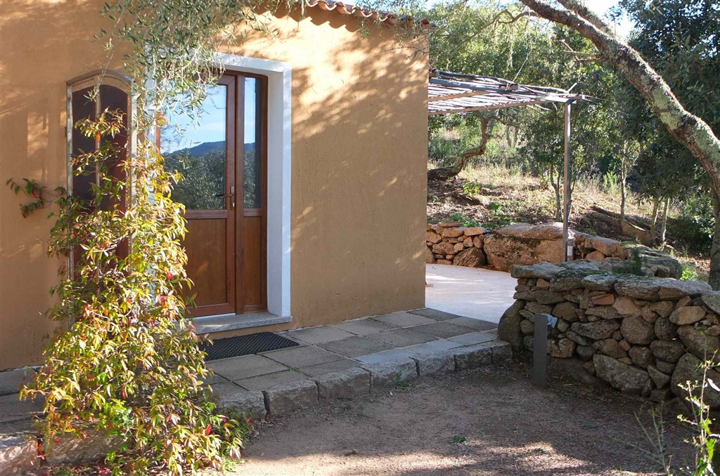 Agriturismo Li Pireddi - Exteriér pokojů, Aglientu, Sardinie