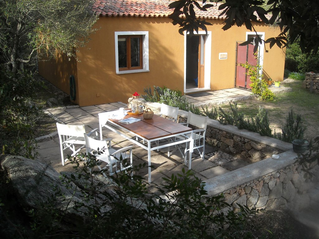 Agriturismo Li Pireddi - Exteriér pokojů, Aglientu, Sardinie