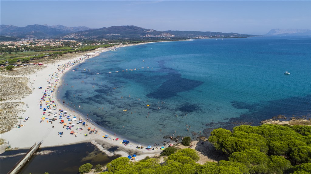 Letecký pohled, Budoni, Sardinie