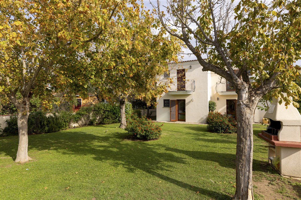 Exteriér apartmánů, Budoni, Sardinie