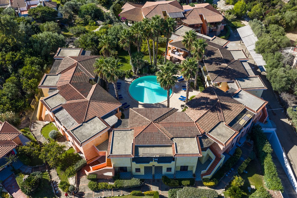 Letecký pohled na residenci, Vecchio Marino, Palau, Sardinie