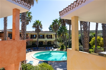 Bazén, Vecchio Marino, Palau, Sardinie