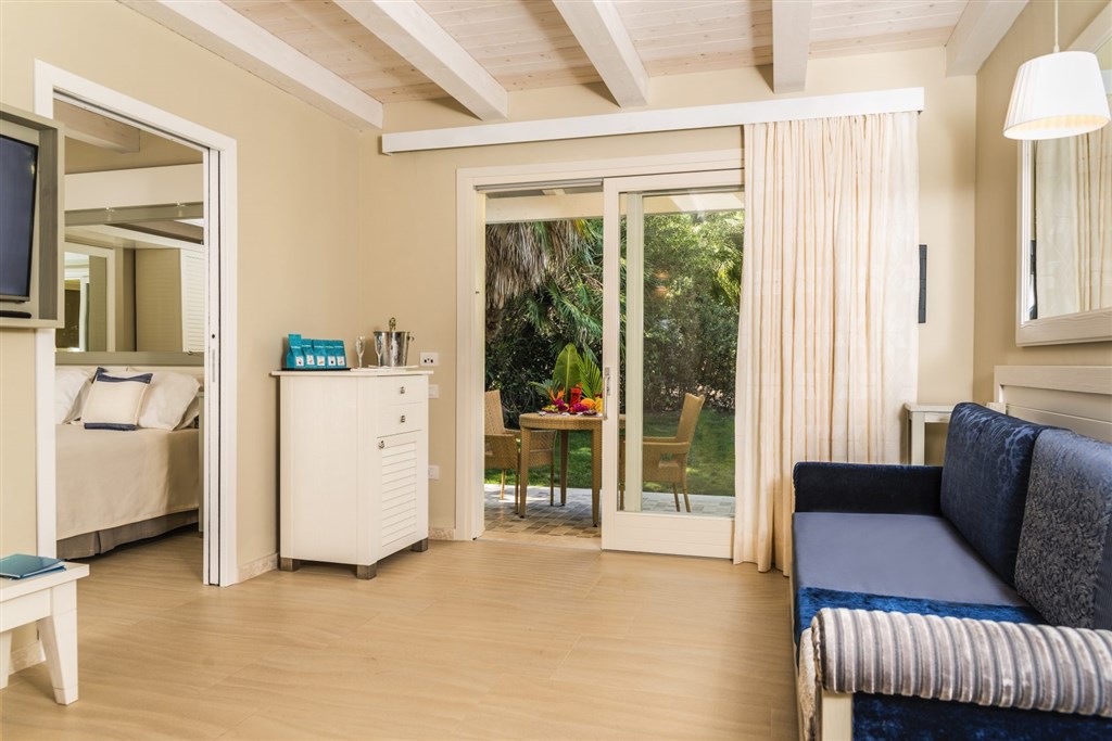 DELUXE FAMILY BUNGALOW, Santa Margherita di Pula, Sardinie