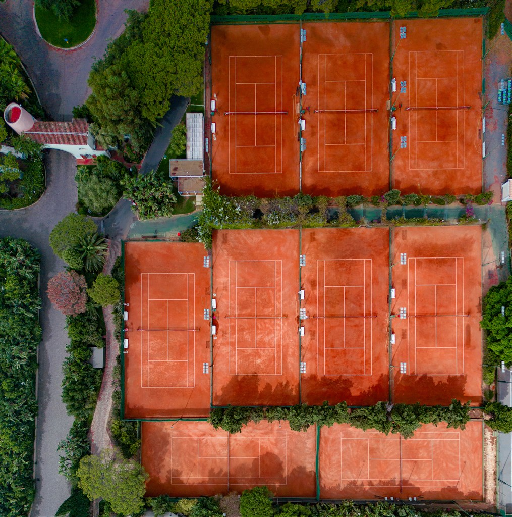 Tenisové kurty, Santa Margherita di Pula, Sardinie