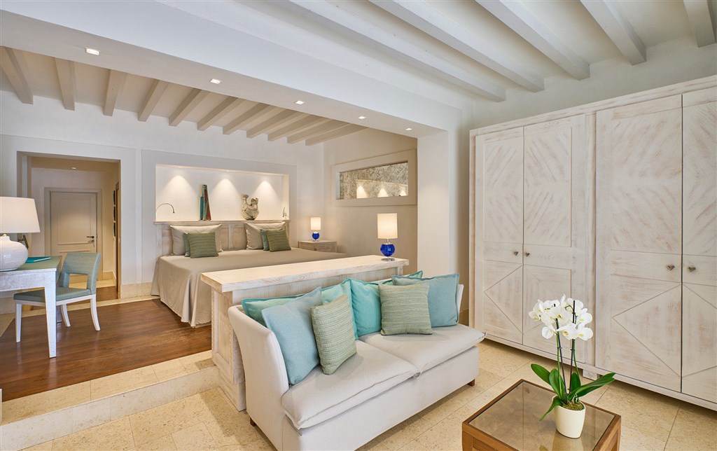 PRESTIGE PLUS, Santa Margherita di Pula, Sardinie