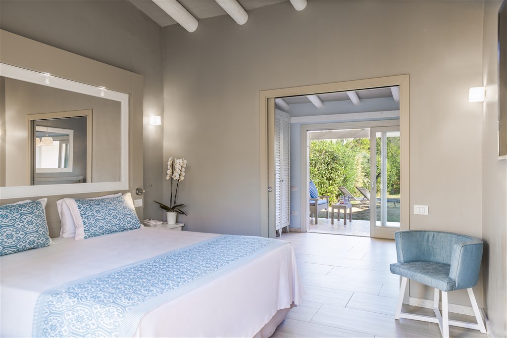 DELUXE FAMILY BUNGALOW, Santa Margherita di Pula, Sardinie