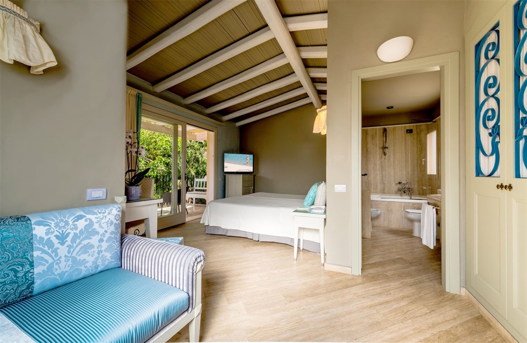 LE PALME ROOF, Santa Margherita di Pula, Sardinie