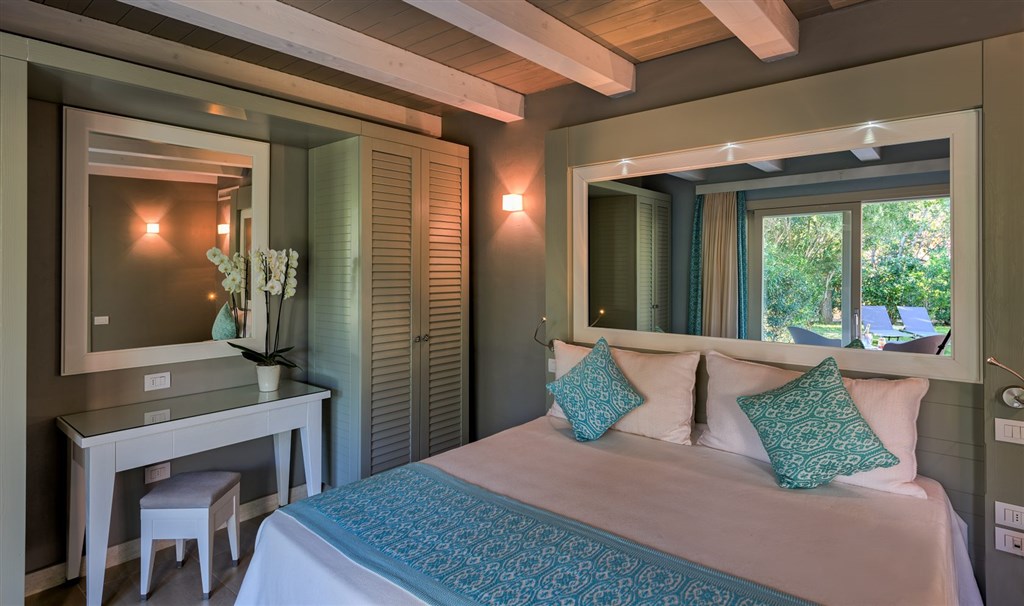 LUXURY FAMILY BUNGALOW, Santa Margherita di Pula, Sardinie