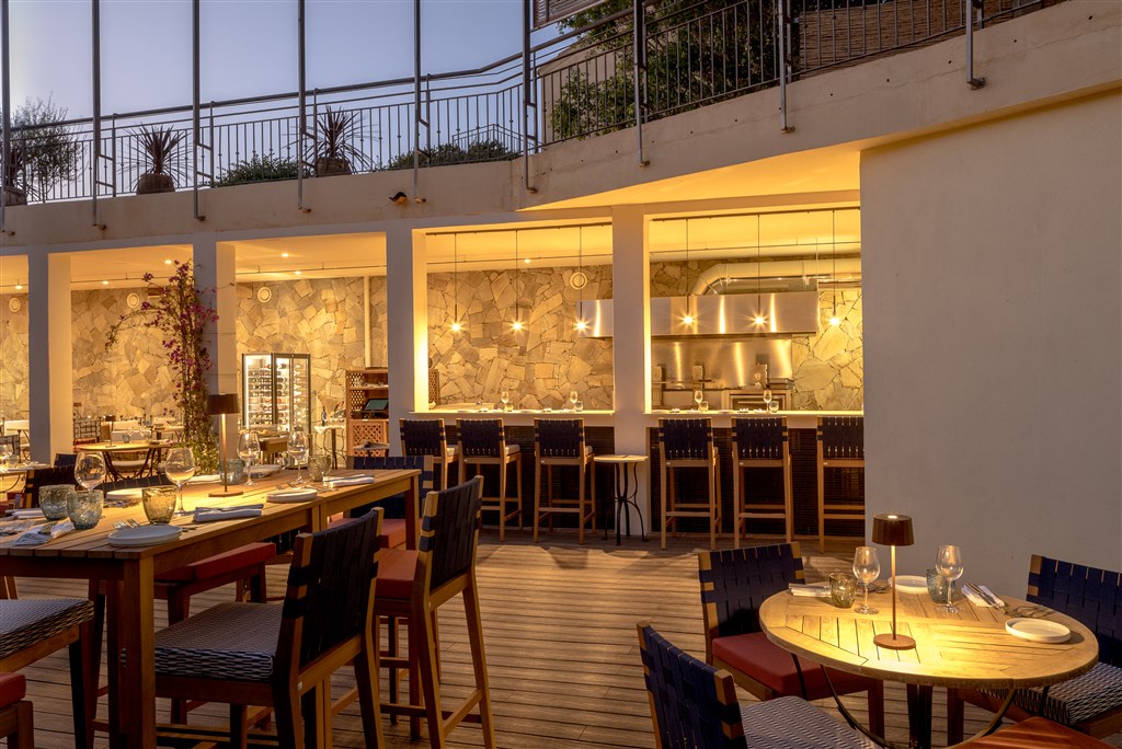 Restaurace La Gardiana, Chia, Sardinie