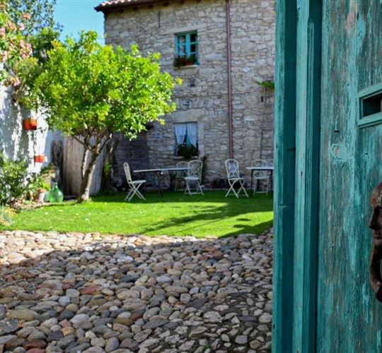 Atrium/Cortes, Gesturi, Sardinie