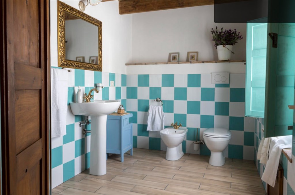 Cortis Antigas - Koupelna, Gesturi, Sardinie