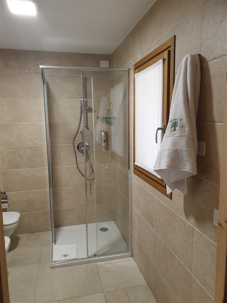 Agriturismo Corte degli Ulivi - Sprchový kout v koupelně, Capoterra, Sardinie