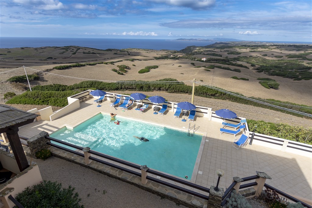 Agriturismo Finagliosu - Bazén, Argentiera, Sardinie