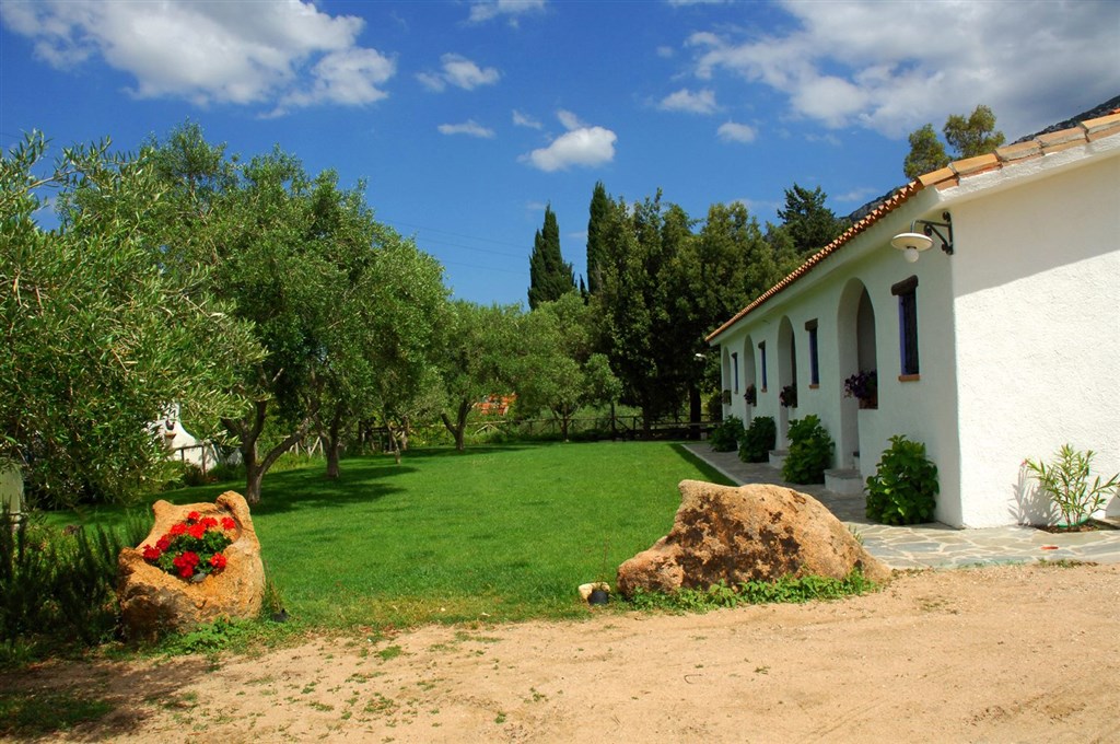 Agriturismo Guthiddai - Exteriér, Guthiddai, Sardinie