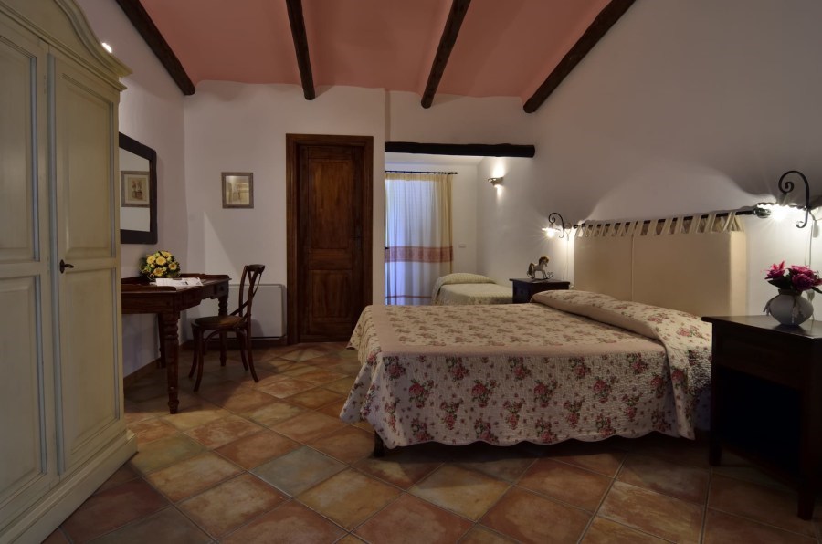 Agriturismo Guthiddai - Pokoj FAMILY, Guthiddai, Sardinie