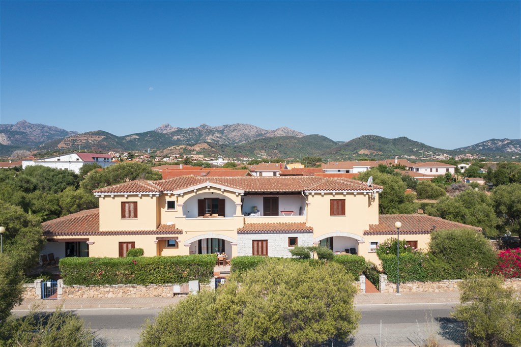 Residence Oasi a Oasi Blu - Pohled na residenci, San Teodoro, Sardinie