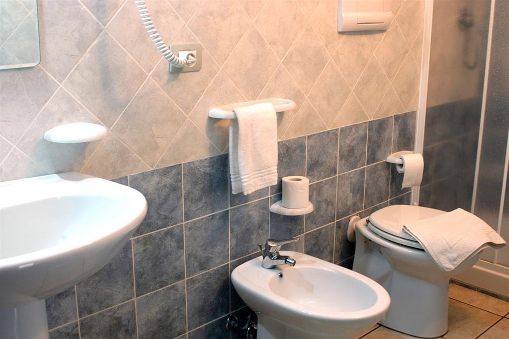 Agriturismo S`Ozzastru - Koupelna, pokoj Standard, Dorgali, Sardinie