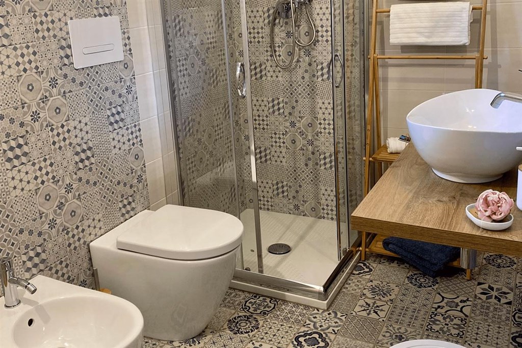 Agriturismo S`Ozzastru - Koupelna, Dorgali, Sardinie