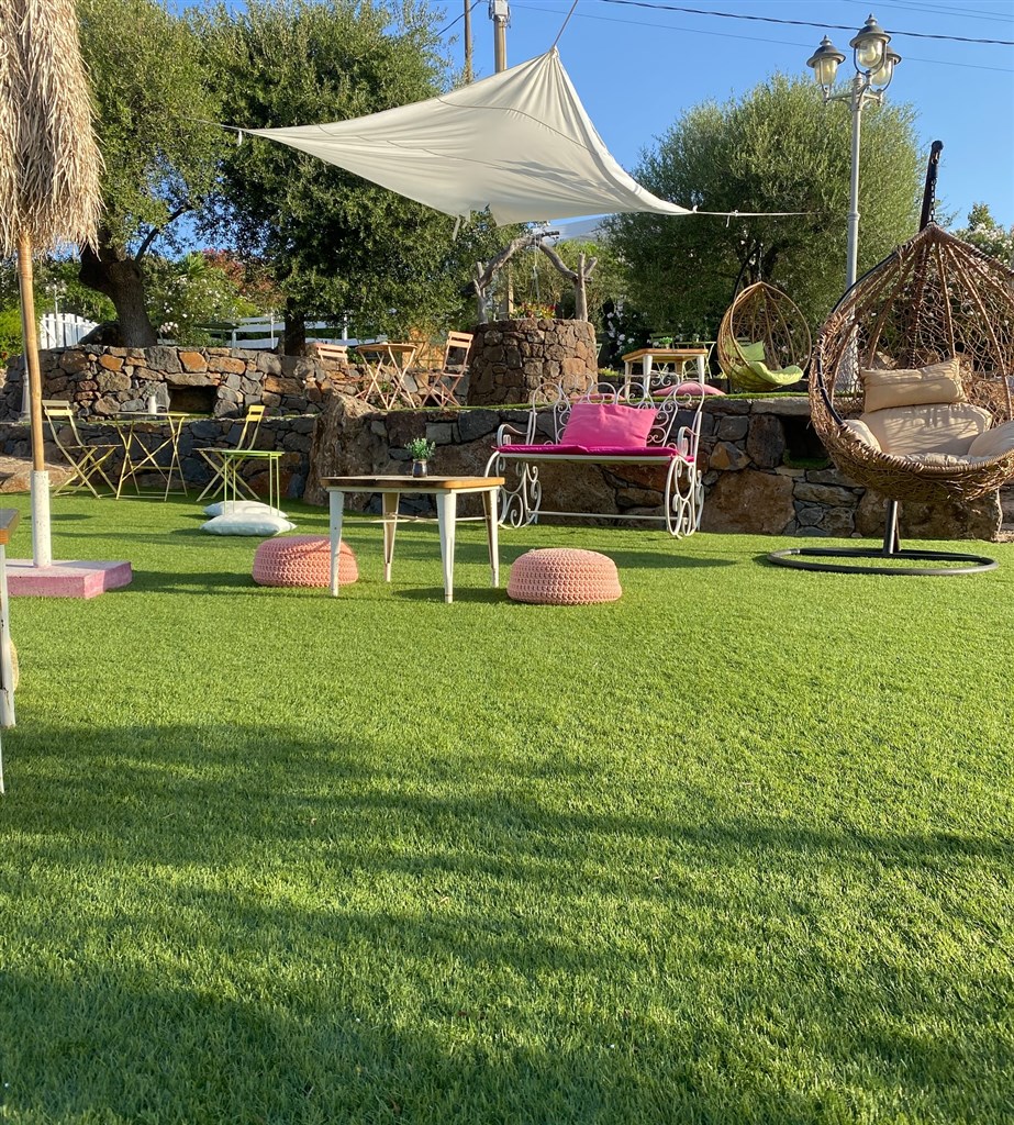 Agriturismo S`Ozzastru - Posezení a relaxační zóny v zahradě, Dorgali, Sardinie