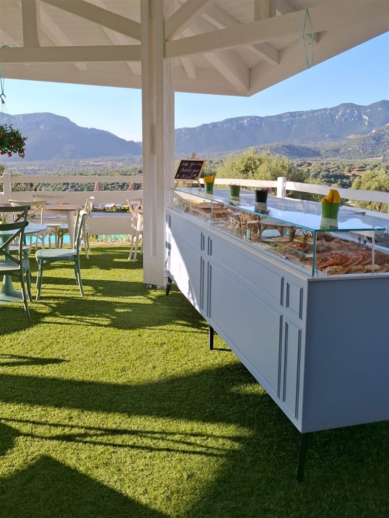Agriturismo S`Ozzastru - Barový kiosek u bazénu, Dorgali, Sardinie