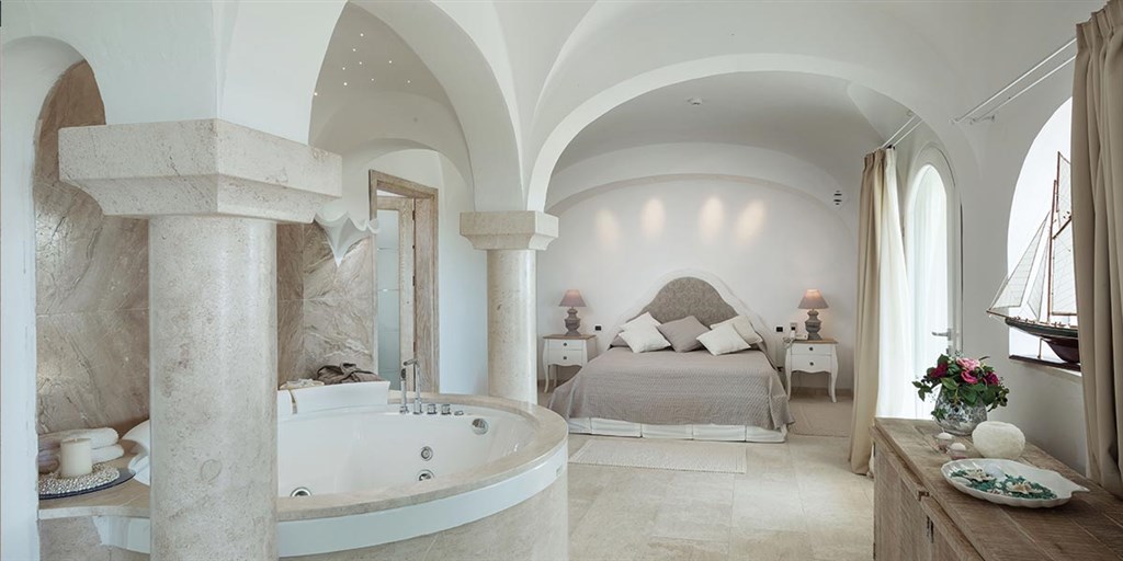 Pulicinu - Romantic Suite, Baja Sardinia, Sardinie