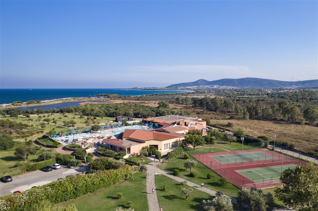 Futura Club Cala Fiorita - Letecký pohled na hotel, Agrustos, Sardinie