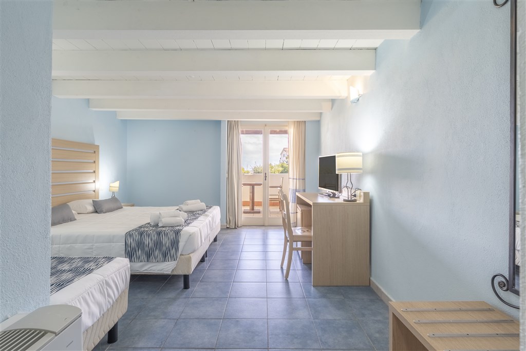 Cala della Torre Resort - Třílůžkový pokoj, Siniscola, Sardinie