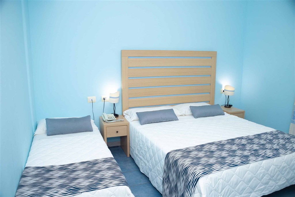 Cala della Torre Resort - Třílůžkový pokoj, Siniscola, Sardinie