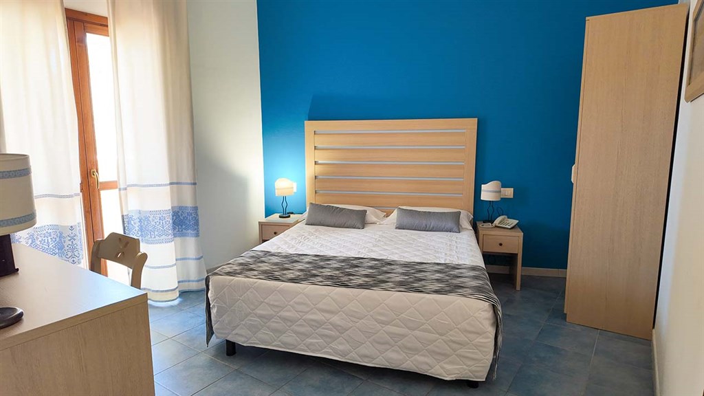 Cala della Torre Resort - Dvoulůžkový pokoj, Siniscola, Sardinie
