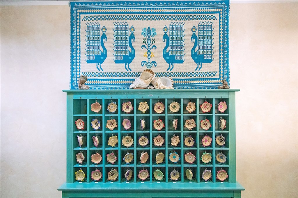 Hotel Cala dei Pini - Sardinské dekorace, Porto Pino, Sardinie