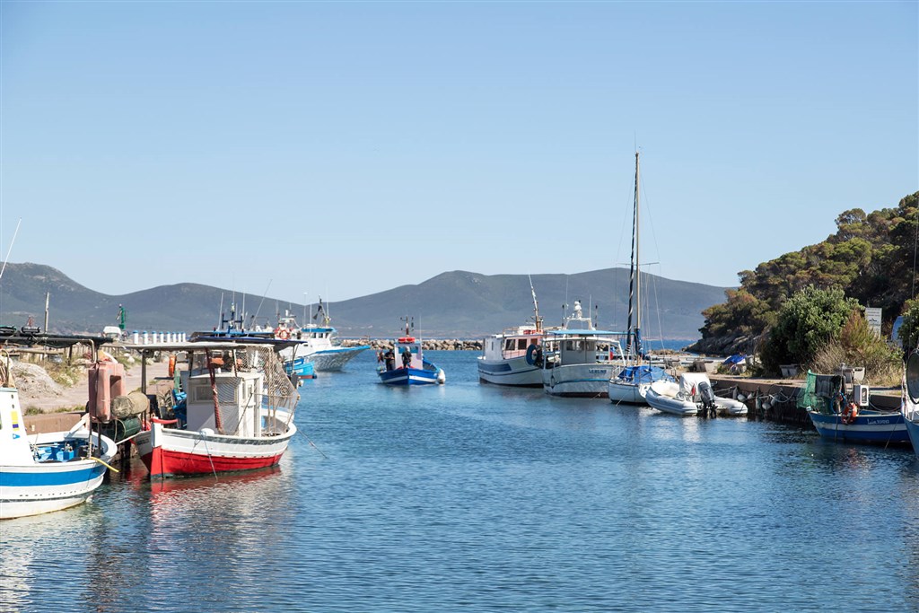 Hotel Cala dei Pini - Přístaviště, Porto Pino, Sardinie