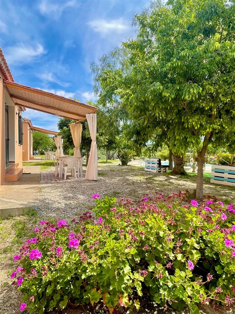 Agriturismo Domus de Goene - Exteriér, budova s pokoji, Loceri, Sardinie