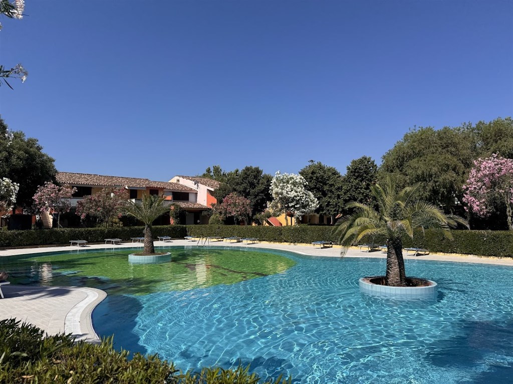 Residence Oasi Anfiteatro - Bazén, Porto Ottiolu, Sardinie
