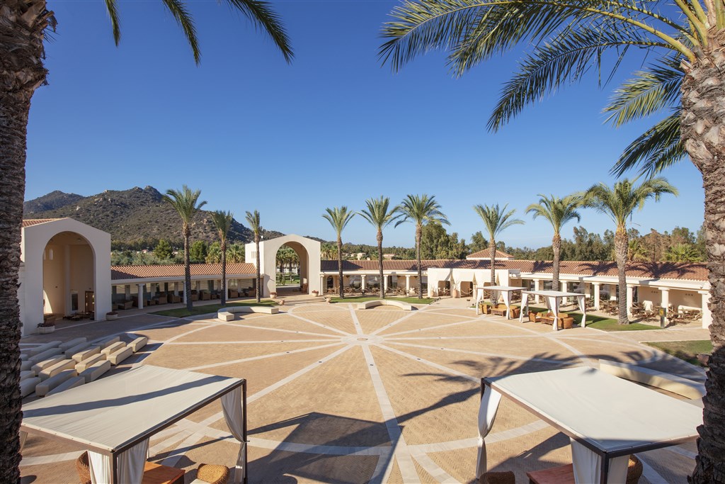 Spiagge San Pietro Resort - Centrální náměstíčko, Castiadas, Sardinie