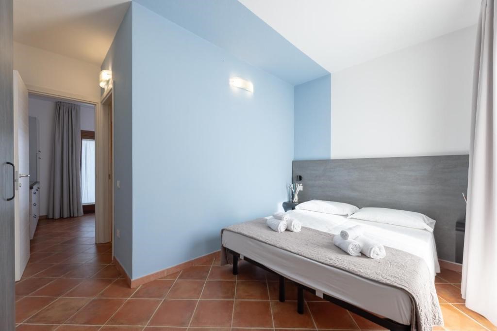 Residence Le Rocce Rosse - Dvoulůžková ložnice, Isola Rossa, Sardinie